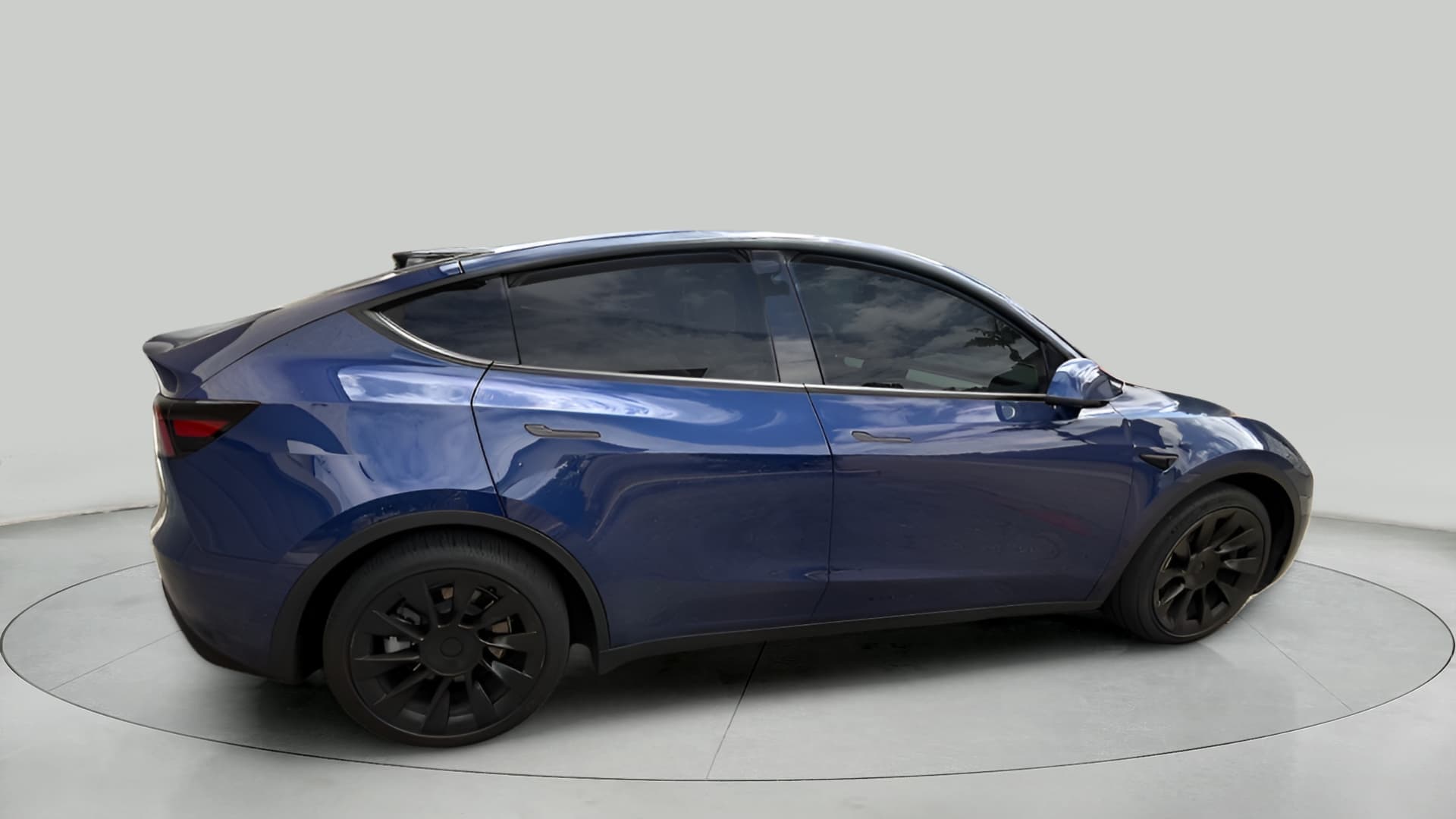 2021 TESLA Y LONG RANGE